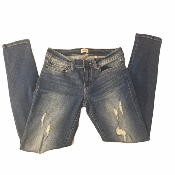 Sneak Peek Skinny Distressed Jeans - Picture 1 of 6